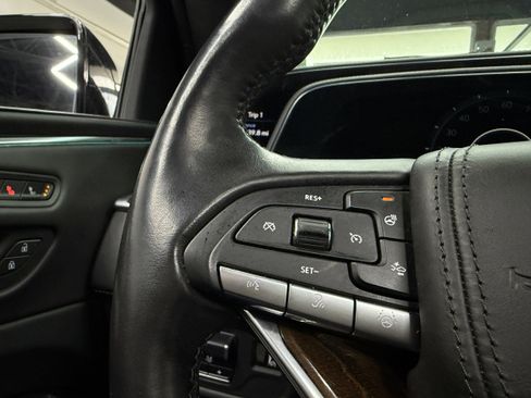 Used 2021 Cadillac Escalade Sport Platinum image 15