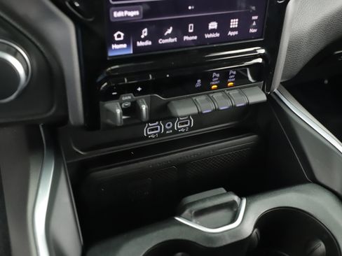 Used 2025 RAM 1500 Lone Star image 16