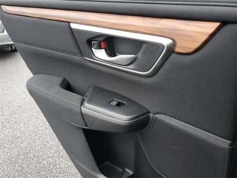 Certified 2022 Honda CR-V EX image 31