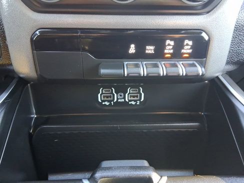 Used 2022 RAM 1500 Big Horn image 23