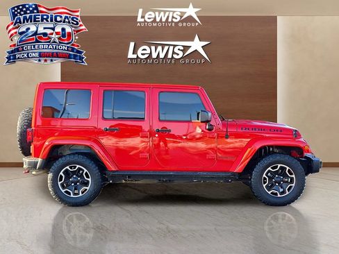 Used 2017 Jeep Wrangler Unlimited Rubicon AWD/4WD image 6