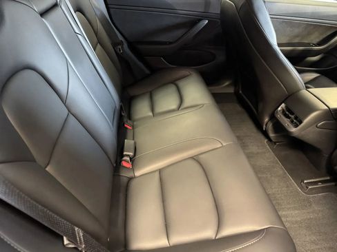 Used 2020 Tesla Model 3 Performance image 7