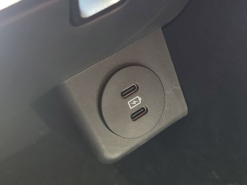 Used 2025 Ford Explorer ST w/ Sun And Sound Package image 9