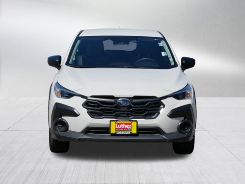 Used 2024 Subaru Crosstrek 2.0i AWD/4WD image 2