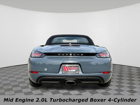 Used 2017 Porsche 718 Boxster RWD image 5