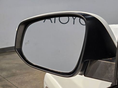 Used 2024 Toyota 4Runner TRD Off-Road image 22