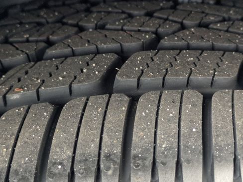 Used 2022 Dodge Challenger SXT w/ Blacktop Package image 9