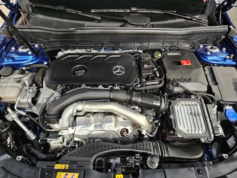 Used 2024 Mercedes-Benz GLB 250 image 19