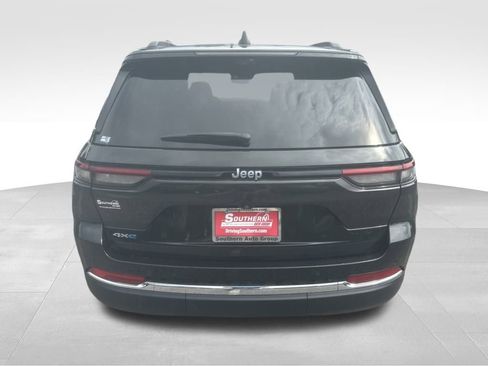 New 2024 Jeep Grand Cherokee Limited 4xe w/ Luxury Tech Group II image 9