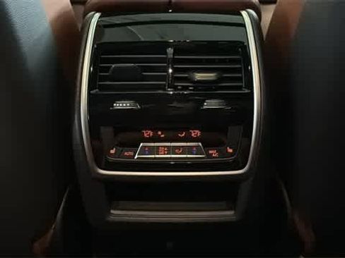 Used 2026 BMW X6 xDrive40i image 29