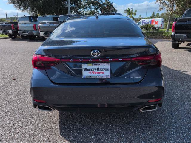 Certified 2019 Toyota Avalon Limited w/ Advanced Safety Package FWD image 5