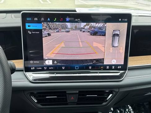 New 2026 Volkswagen Tiguan SEL R-Line AWD/4WD image 26