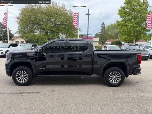 Used 2022 GMC Sierra 1500 AT4 w/ AT4 Premium Package AWD/4WD image 8