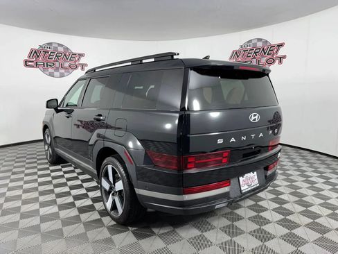 Used 2024 Hyundai Santa Fe Limited AWD/4WD image 5