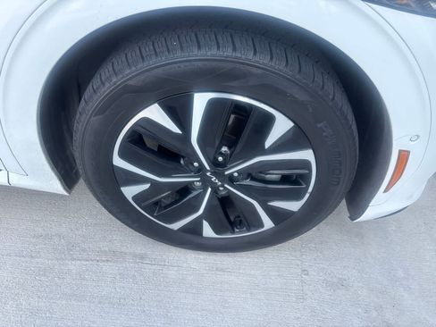 Used 2022 Kia EV6 GT-Line w/ GT-Line Suede Seat Package RWD image 4