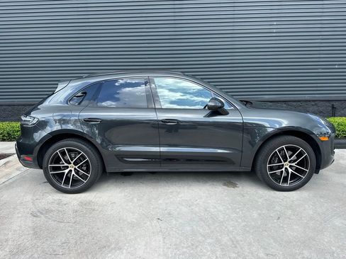 Certified 2024 Porsche Macan image 10