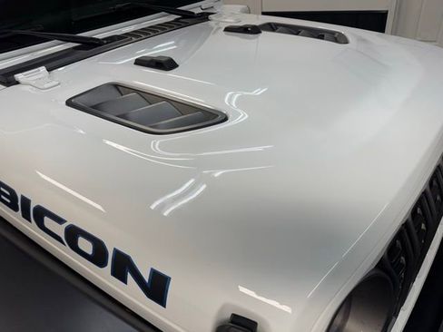 Used 2025 Jeep Wrangler Unlimited Rubicon 4xe w/ Safety Group image 38