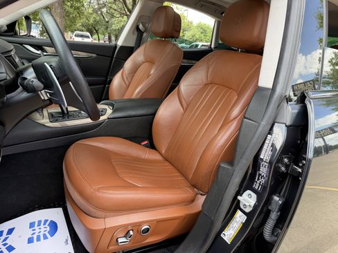 Used 2021 Maserati Levante S AWD/4WD image 30