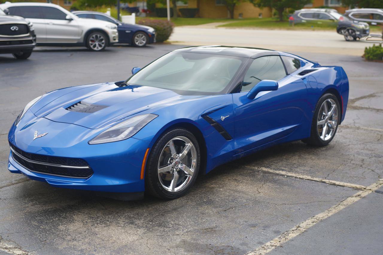 Used 2014 Chevrolet Corvette Stingray Coupe w/ 2LT Preferred Equipment Group RWD image 4