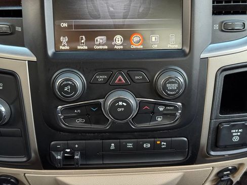 Used 2015 RAM 3500 SLT w/ Popular Equipment Group AWD/4WD image 9