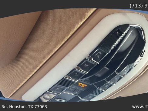 Used 2014 Porsche Cayenne AWD/4WD image 48