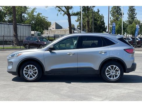 Used 2022 Ford Escape SE AWD/4WD image 3