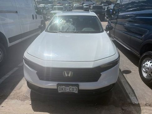 Used 2024 Honda Accord Sport image 2