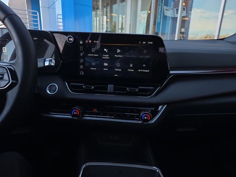 Used 2025 Chevrolet Equinox RS w/ Safety and Technology Package image 24