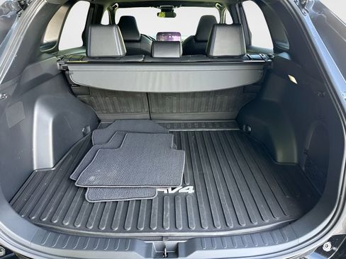 Used 2023 Toyota RAV4 XSE AWD/4WD image 22