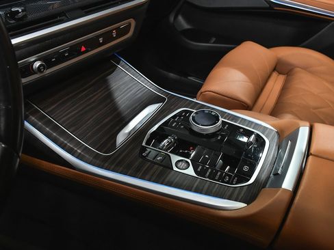 Used 2023 BMW X7 xDrive40i w/ Executive Package image 63