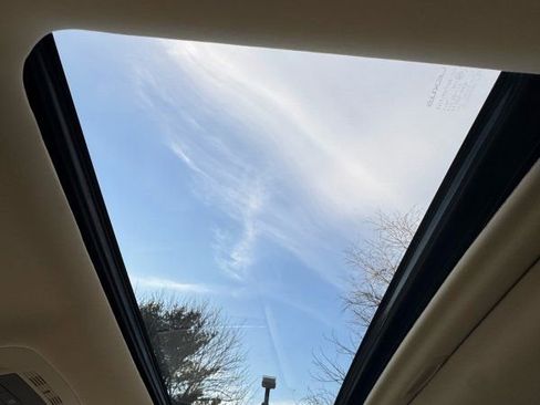 Used 2014 Lexus RX 450h AWD image 12