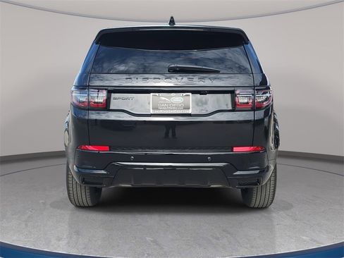 New 2026 Land Rover Discovery Sport Landmark image 6