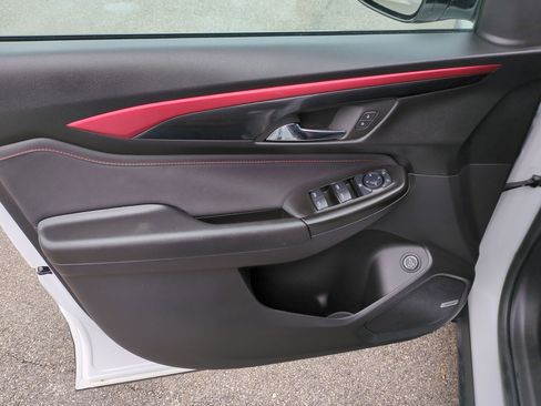 Certified 2025 Chevrolet TrailBlazer RS w/ Convenience Package image 22