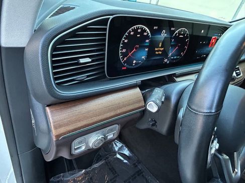 Used 2023 Mercedes-Benz GLE 450 4MATIC w/ AMG Line Exterior image 38