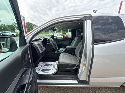 Used 2018 Chevrolet Colorado W/T w/ WT Convenience Package AWD/4WD image 14