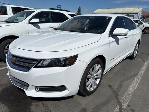 Used 2017 Chevrolet Impala LT FWD image 2