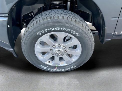 New 2026 RAM 2500 Laramie AWD/4WD image 12