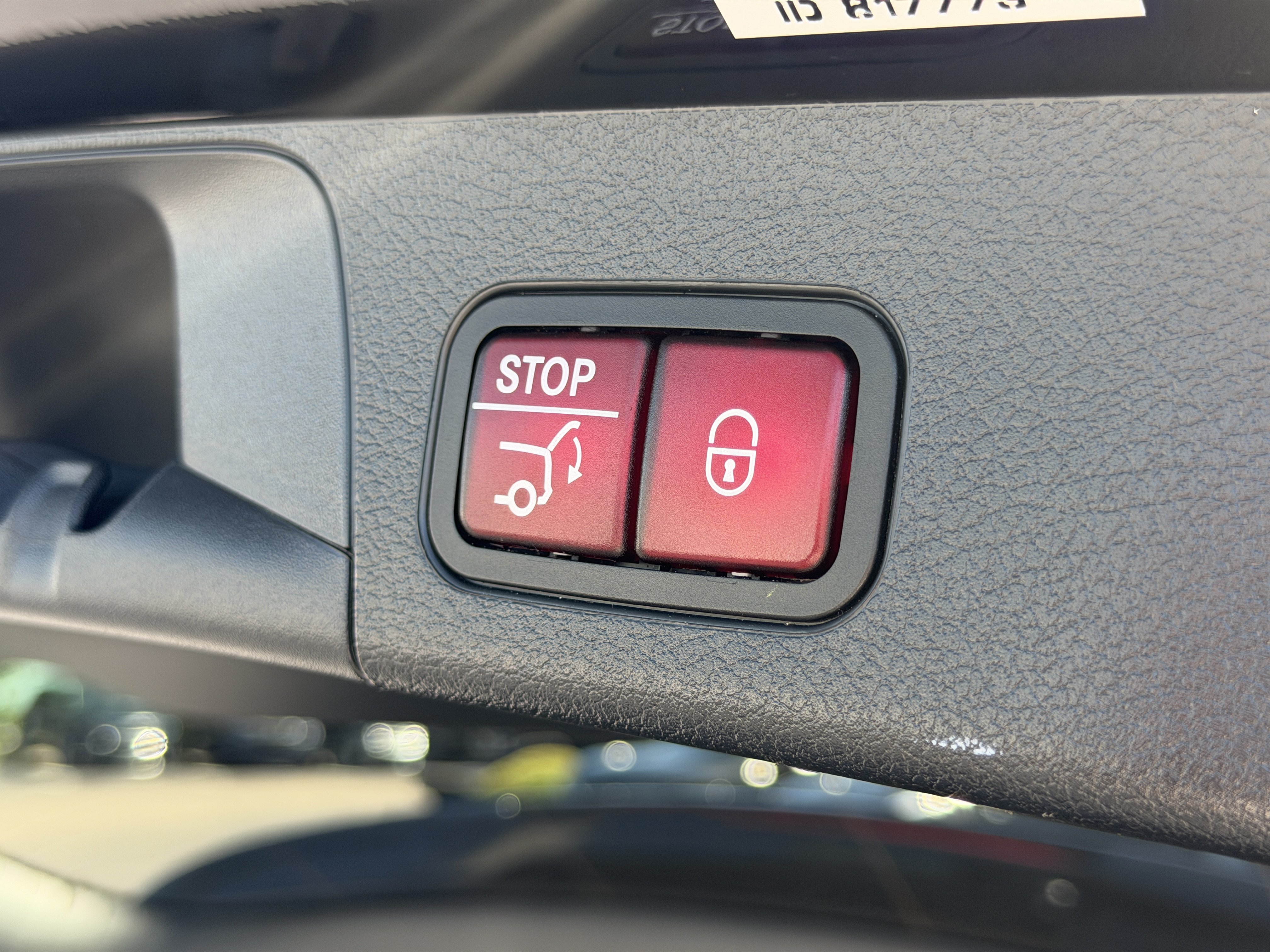Used 2020 Mercedes-Benz GLB 250 image 12