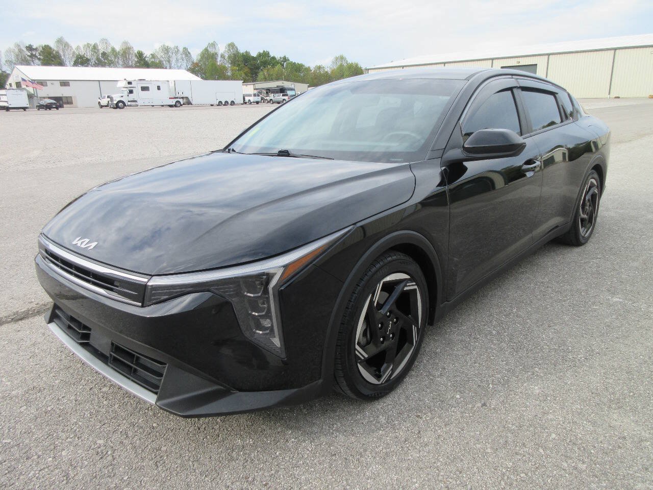 Used 2025 Kia K4 EX FWD image 1
