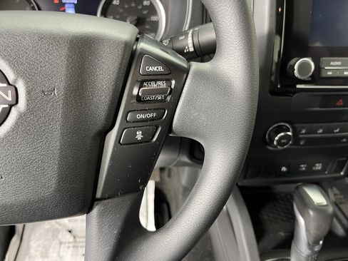 Used 2022 Nissan Frontier S w/ Technology Package AWD/4WD image 19