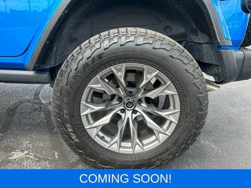 Used 2022 Jeep Wrangler Unlimited Rubicon w/ Xtreme Recon 35" Tire Package AWD/4WD image 20