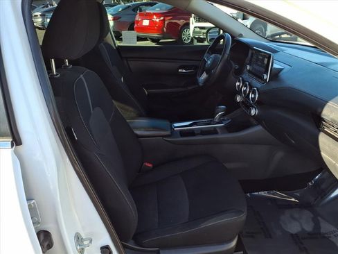 Used 2022 Nissan Sentra SV image 24