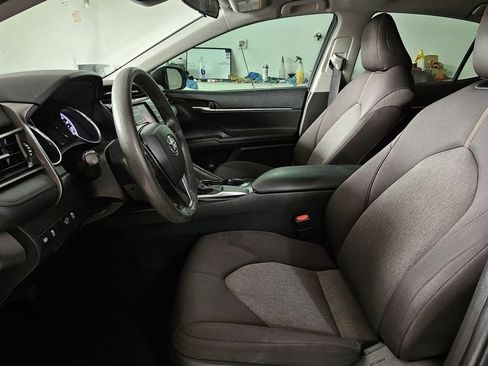 Used 2020 Toyota Camry LE FWD image 14