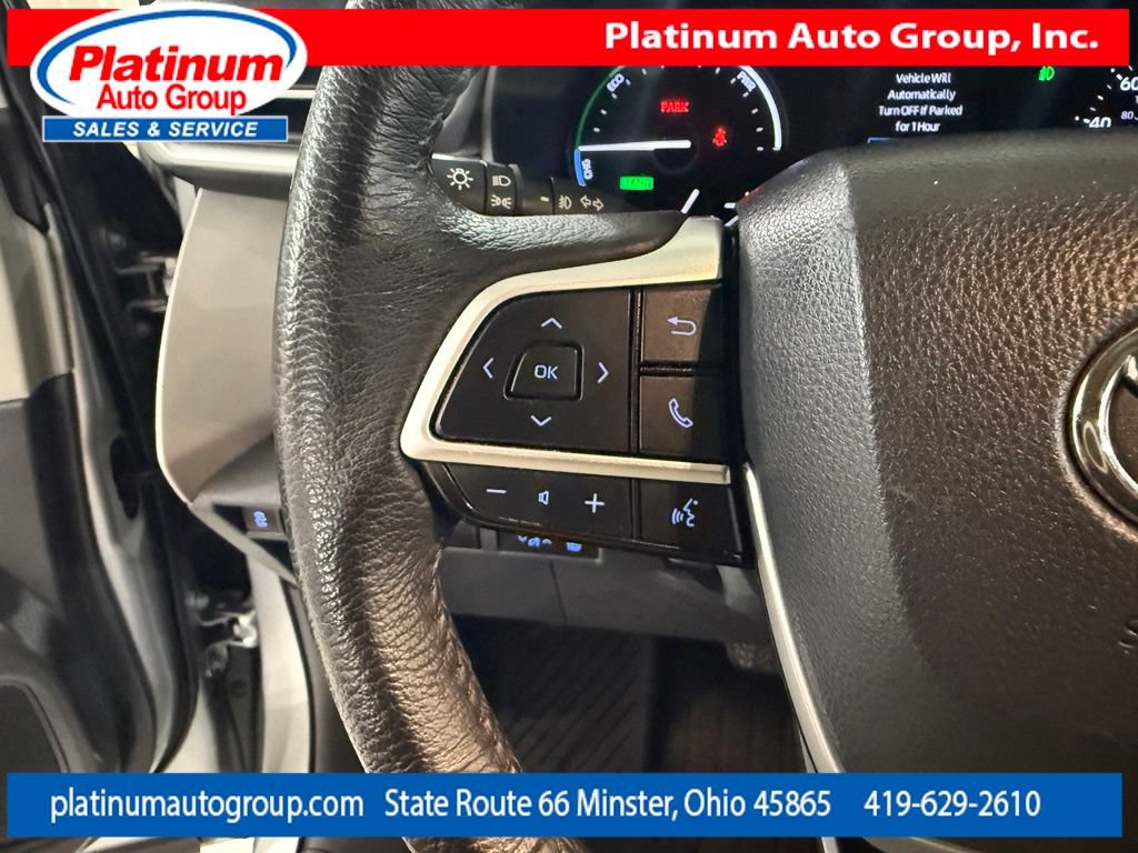 Used 2023 Toyota Sienna XLE AWD/4WD image 16