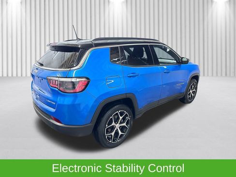 Certified 2024 Jeep Compass Limited image 8