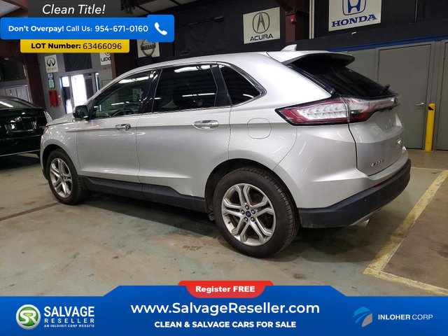 Used 2018 Ford Edge Titanium w/ Equipment Group 301A AWD/4WD image 3