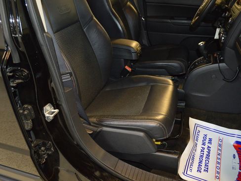 Used 2017 Jeep Patriot 75th Anniversary w/ Power Value Group image 11