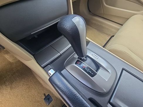Used 2012 Honda Accord LX image 24