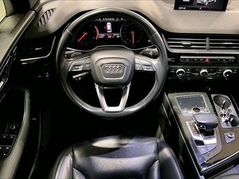 Used 2019 Audi Q7 3.0T Premium w/ Cold Weather Package image 5