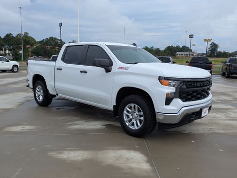 Used 2025 Chevrolet Silverado 1500 W/T w/ WT Value Package AWD/4WD image 8